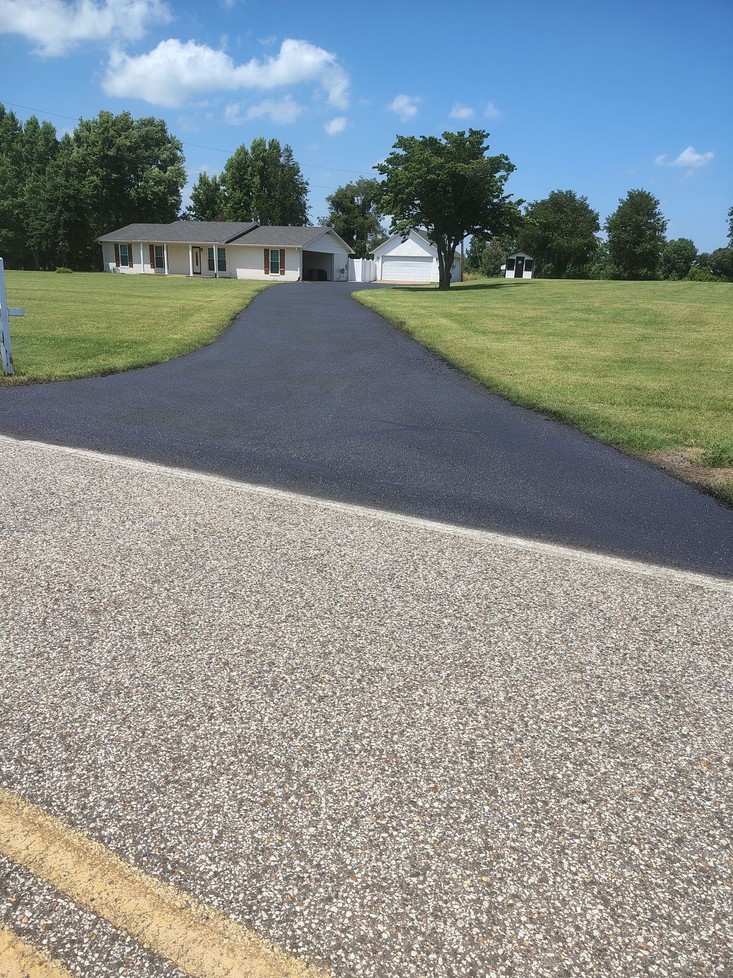 Asphalt Sealcoating
